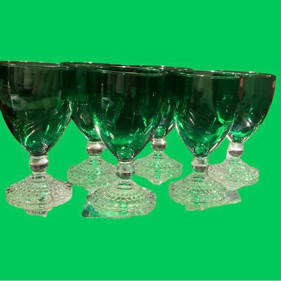 Anchor Hocking Dining Six Emerald Green Glass Goblets With Clear